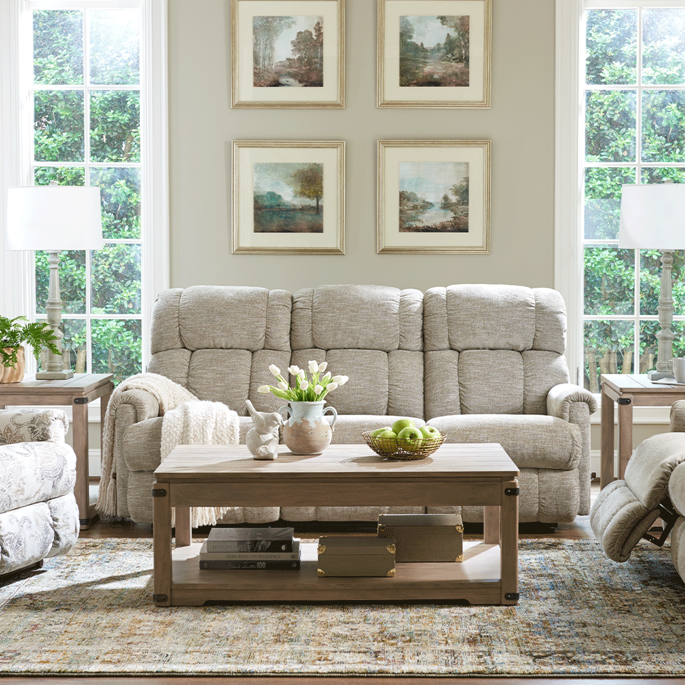 330_512roomscene Pinnacle Wall Reclining Sofa<br />